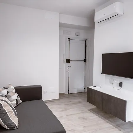 Flora's Апартаменты *